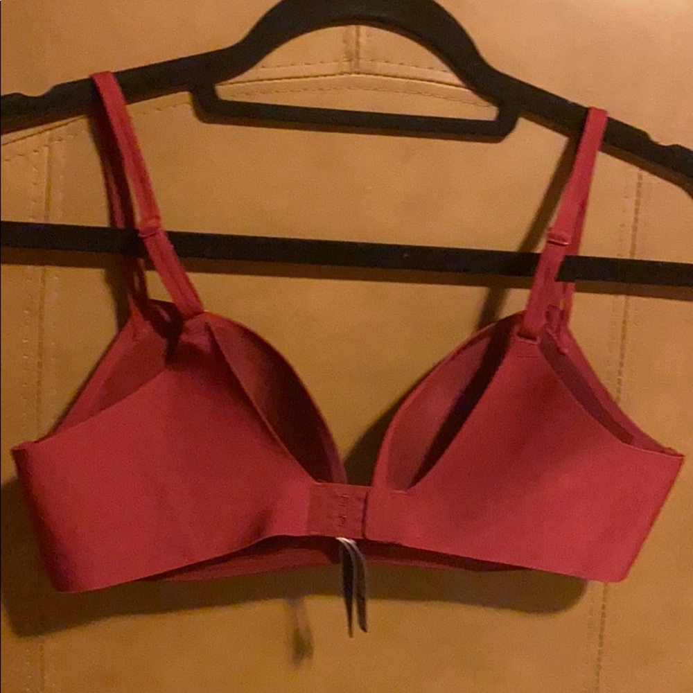 Victoria Secret Bra - Picture 2 of 5